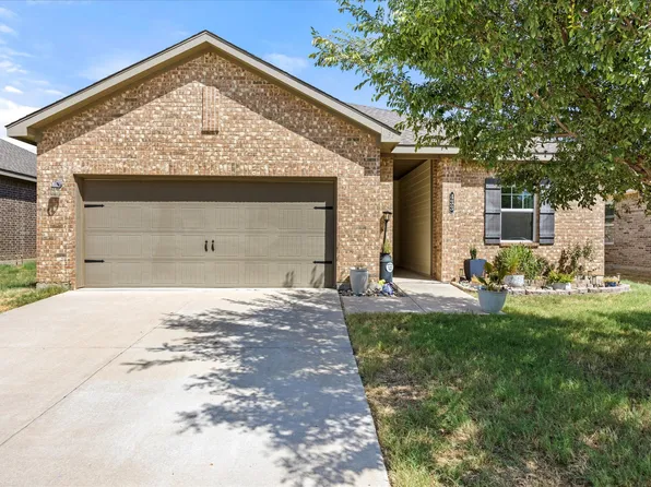 433 Starboard Dr, Crowley, TX 76036
