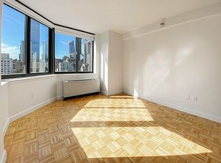 414 W 42nd St #36B, New York, NY 10036