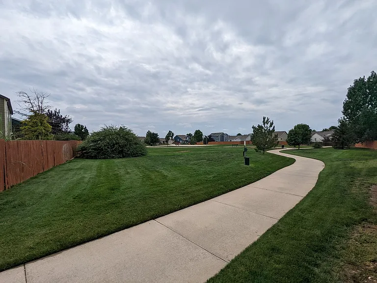 340 Andrew Dr — Photo 47