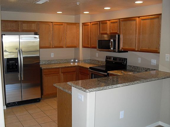 Brand New Kitchen - Granite, Sink, Faucet, SS Appliances!