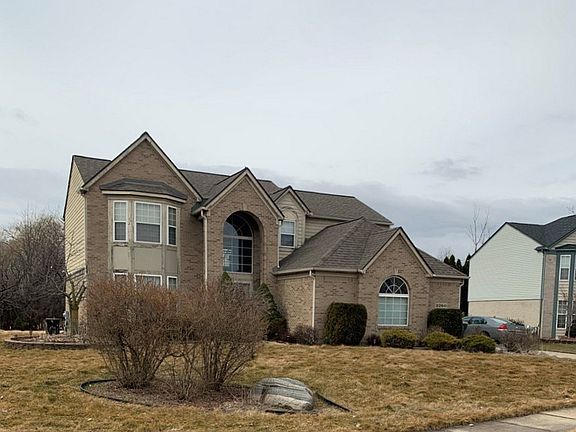 3rd image of 2260 N Woods Ct