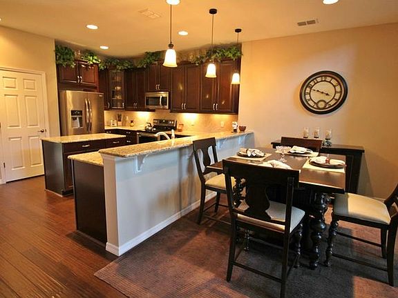 4th image of 5616 Siracusa Ln