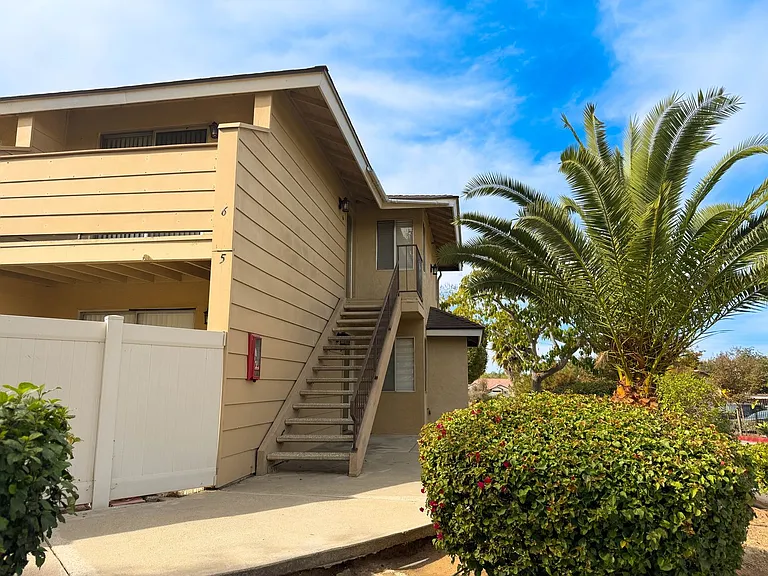 Peppertree Apartments — Photo 27