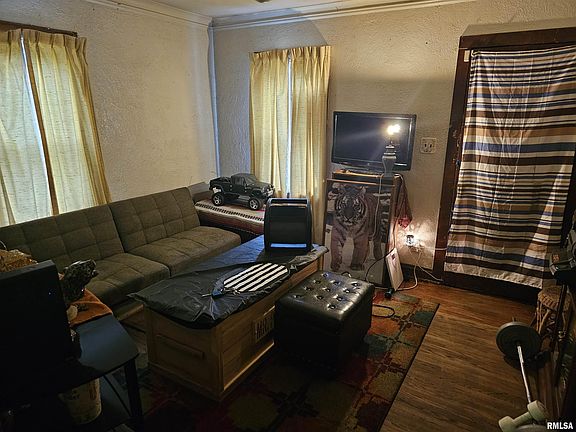 5th image of 3028 W Krause Ave