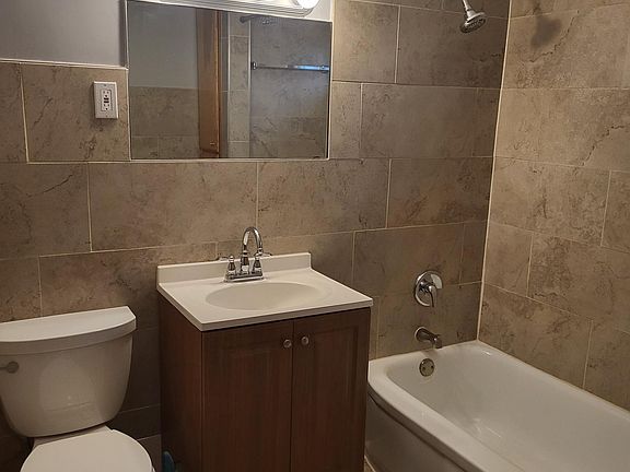 5th image of 413 S Fulton Ave Floor 2