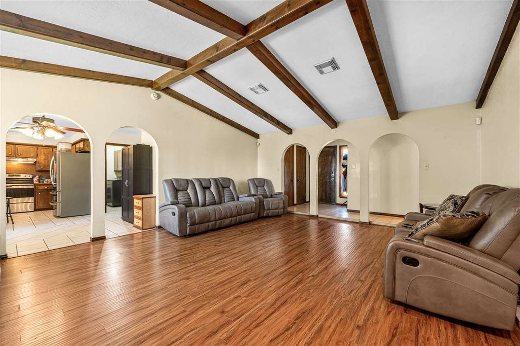 7814 NW Morrocco Dr, Lawton, OK - View 4
