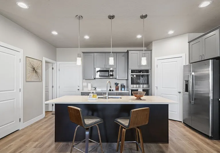 572 W Lewski Ln #2 — Photo 10