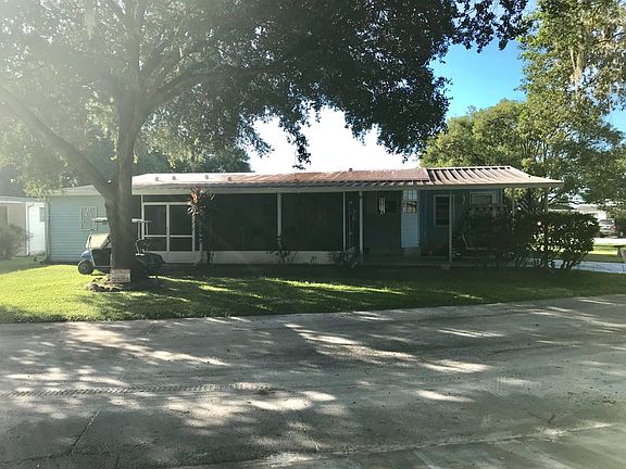 3rd image of 683 N Edgewater Dr