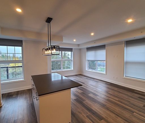 3rd image of 88 Gibson St #1A