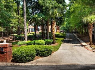 8320 Lake Providence Dr, Matthews, NC 28104