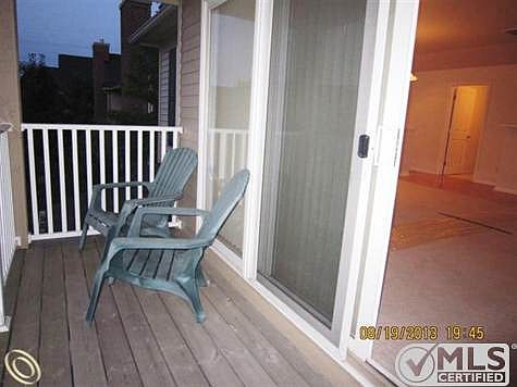 Hampton Ridge balcony.jpg