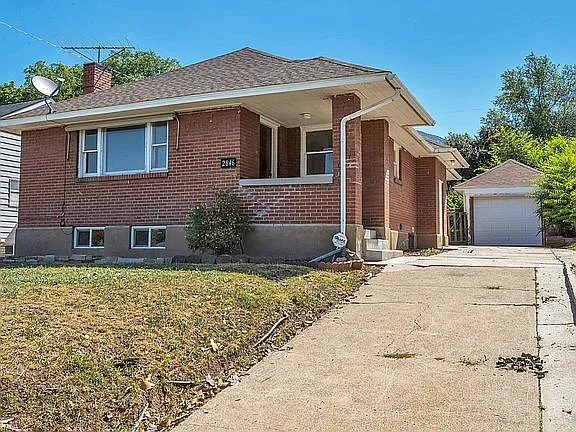 2846 Van Buren Ave — Photo 6
