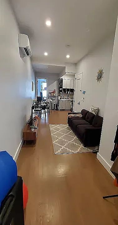 1st image of 331 Vernon Ave APT 2R