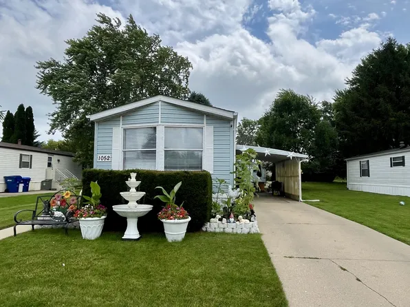 1052 S 9th St, Dekalb, IL 60115