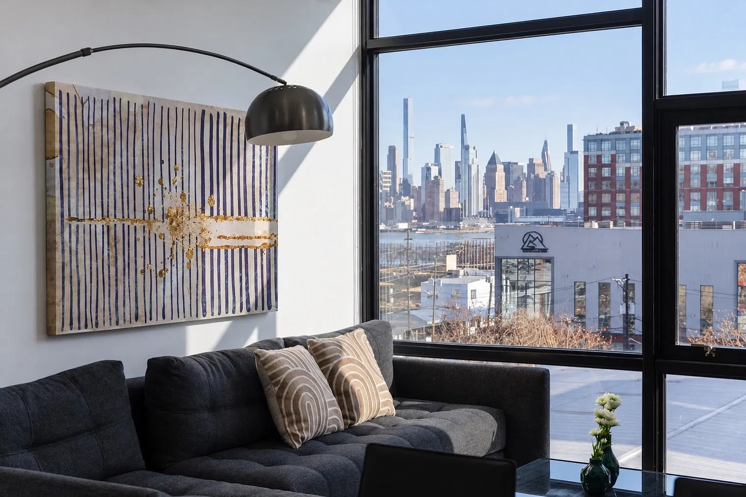 2 bed, 2.0 bath, $8,228 — Photo 3