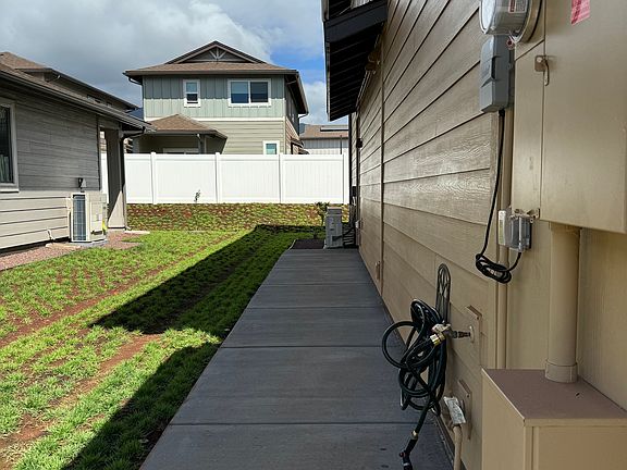 3rd image of 91-4094 Hikuha St