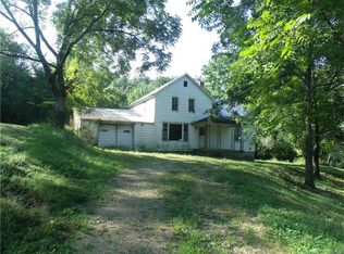 462 Highway D, Bland, MO