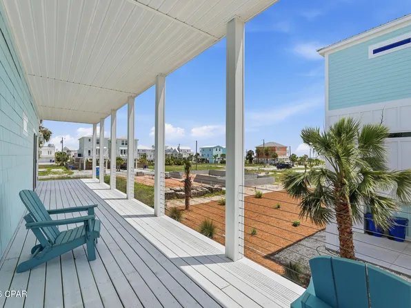 105 Circle Dr, Mexico Beach, FL 32456