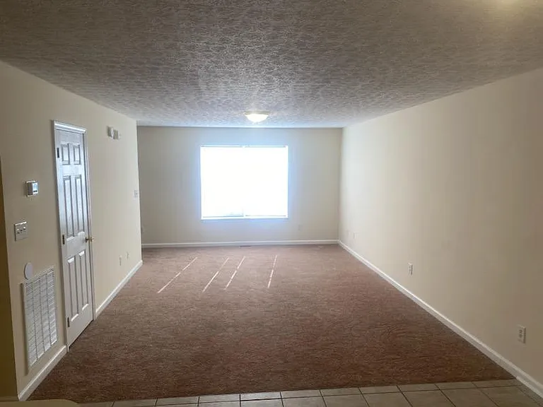 515 Dabney Dr — Photo 6