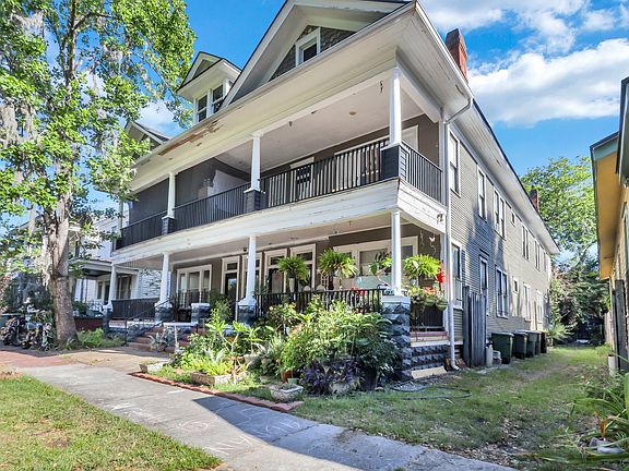 5th image of 210 W 41st St #216