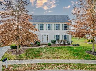 132 Valleybrook Dr, Cranberry Township, PA 16059