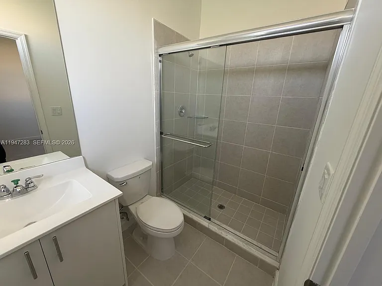 2732 SE 26th Ave #2732 — Photo 9