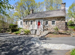 137 Weaver St, Greenwich, CT 06831