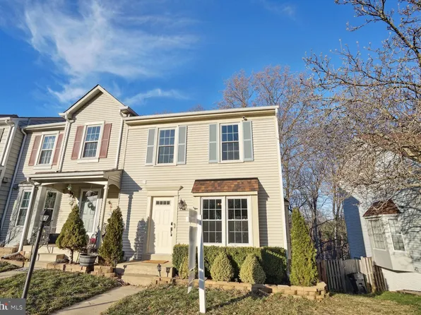 4330 Jonathan Ct, Dumfries, VA 22025