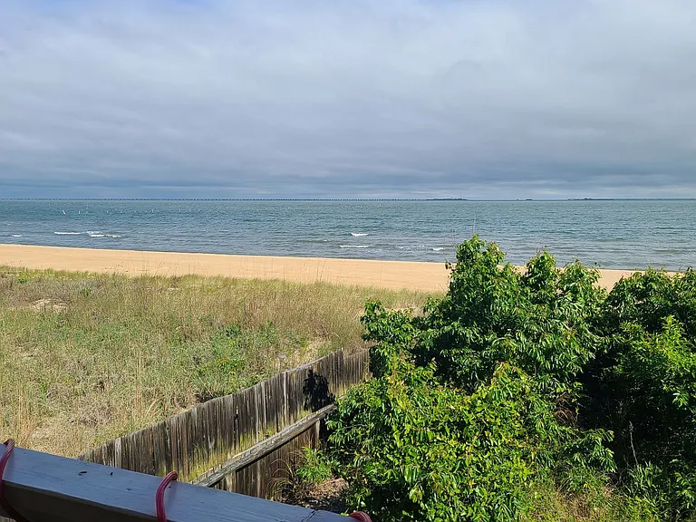 2828 Charlemagne Dr — Photo 3