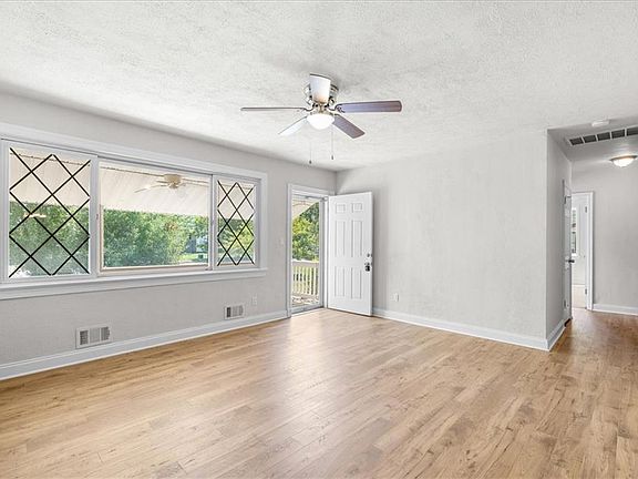4th image of 5824 Beechwalk Dr