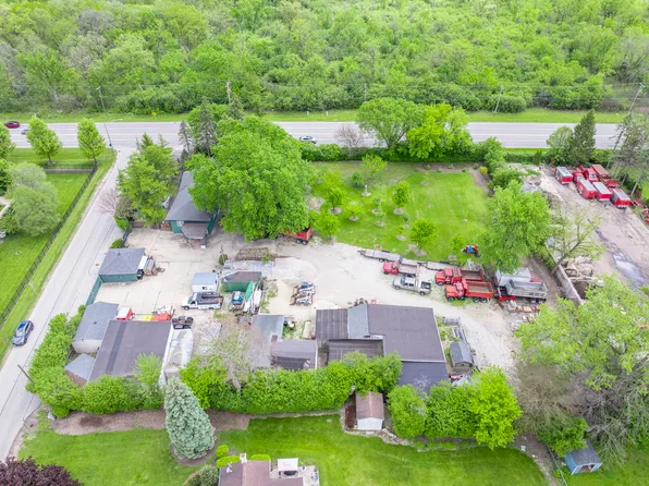 430 N River Rd, Mount Prospect, IL 60056
