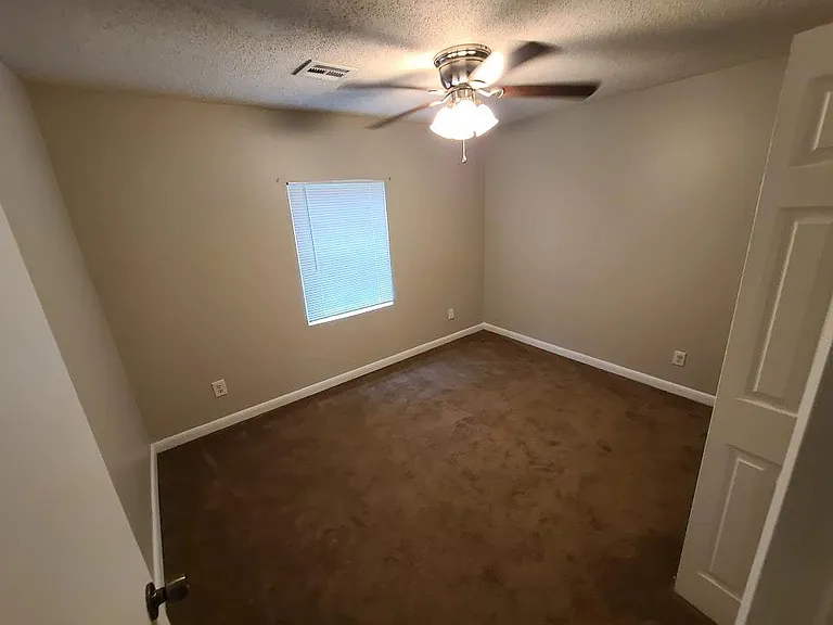 112 Woodrow St — Photo 11