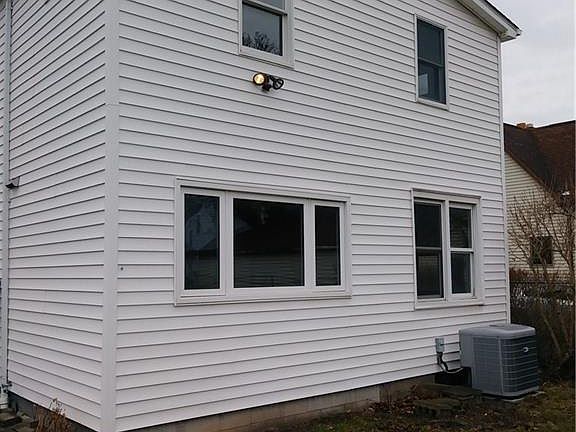 2nd image of 2924 Cleveland Ave