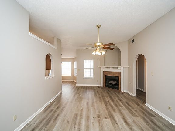 3rd image of 8728 Cat Tail Dr