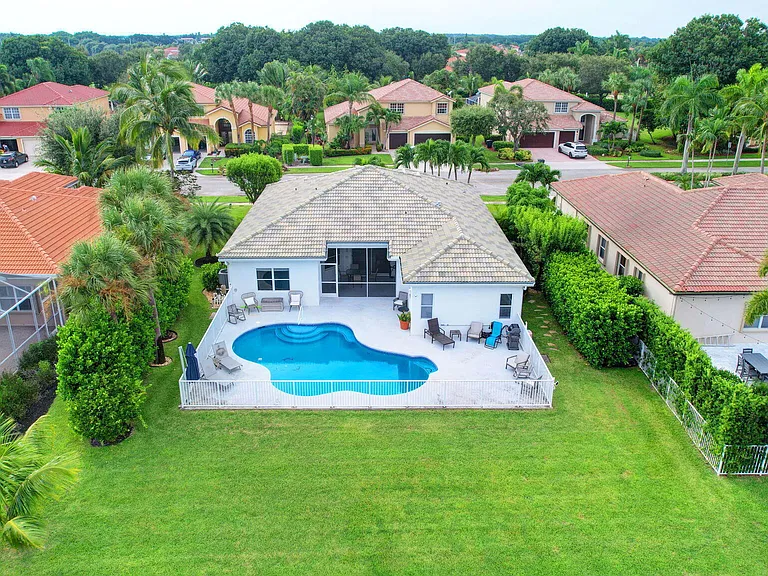 11723 Waterbend Ct — Photo 25