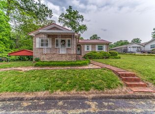 104 Gordon Rd, Oak Ridge, TN 37830