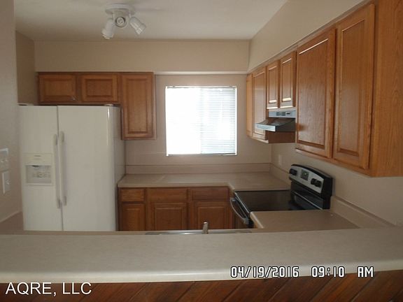 4th image of 103 Scottsdale Sq #103