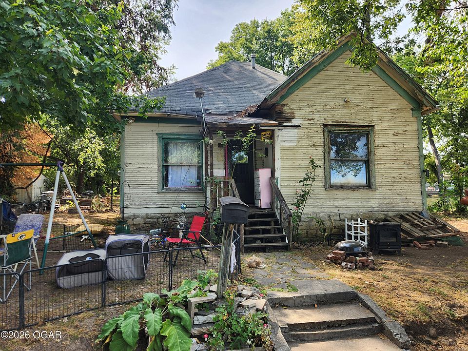1st image of 717 Bois Darc St