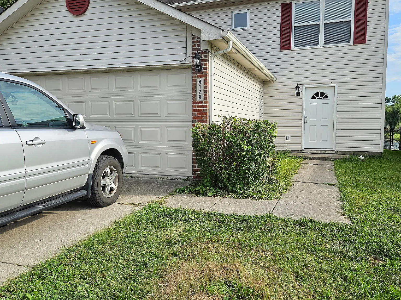 3 bed, 2.5 bath, 1440 sqft, $1,950 — Photo 1