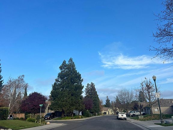 4th image of 3509 Des Moines Dr