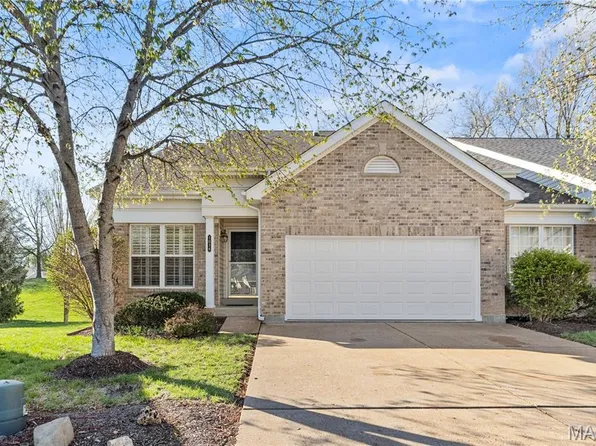 1036 Arbor Pointe Dr, Valley Park, MO 63088