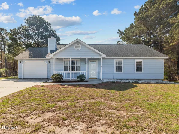 311 Josie Court, Hubert, NC 28539