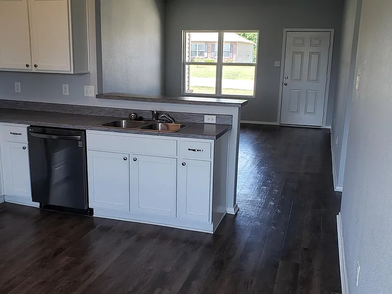 4209 Willow Ridge Dr — Photo 14