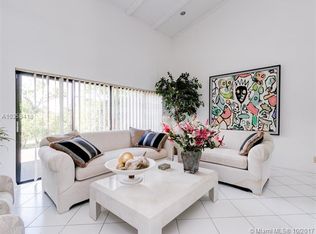 305 Saint Andrews Rd, Hollywood, FL 33021