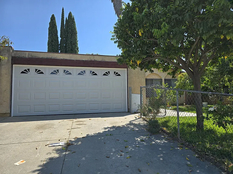 10650 Dilo St — Photo 9