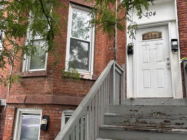204 South St, Newburgh, NY 12550