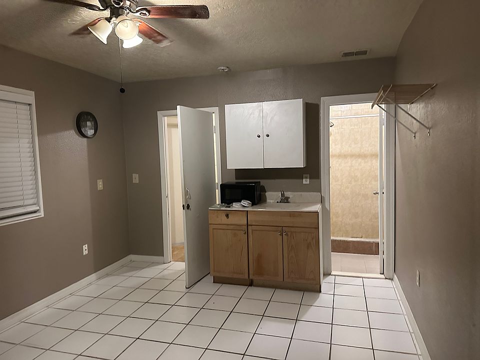 2nd image of 5810 Willow Bud Ct #1