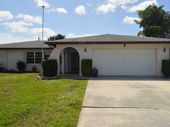 2nd image of 392 SE Atlas Terrace