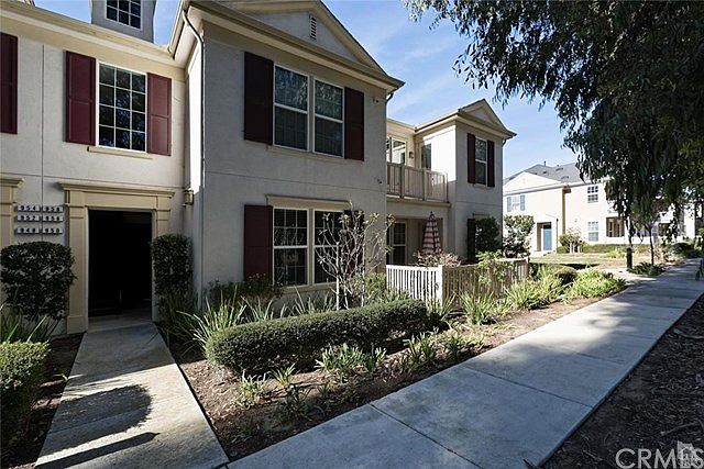 1st image of 950 Fitzgerald Ave
