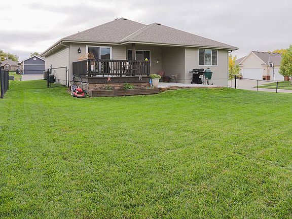5th image of 1430 Callahan Dr